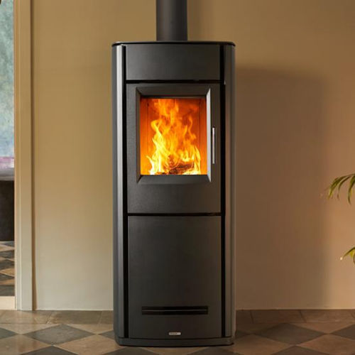 Stufa a legna - E228 STEEL - Piazzetta - a pellet / 0 - 5 kW / 5 kW...10 kW