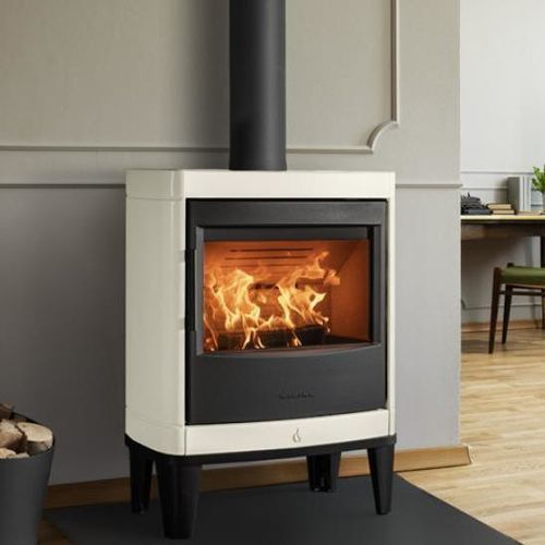Stufa a legna - E908 - Piazzetta - 5 kW...10 kW / da parete / con piedi