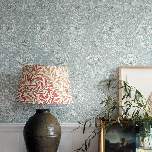 Carta da parati contemporanea - CHRYSANTHEMUM TOILE - MORRIS & Co. - in tessuto / con motivi floreali / con motivi naturali