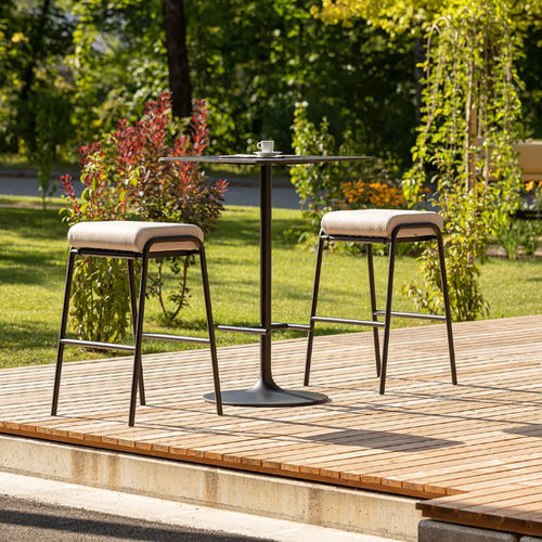 Tavolo alto contemporaneo - CASUAL Outdoor Table high - Bene GmbH - in acciaio con rivestimento a polvere / con supporto in acciaio termolaccato / rettangolare