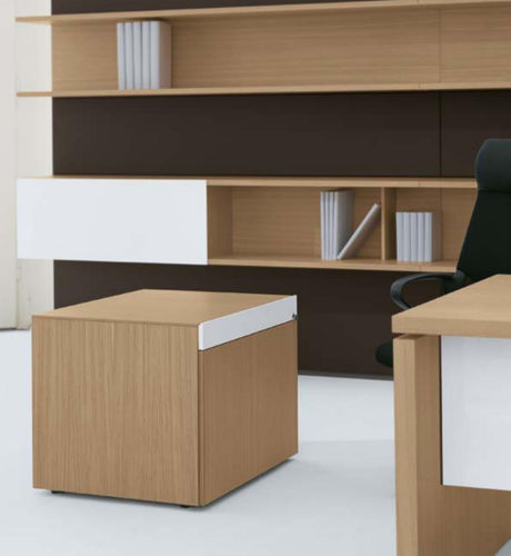 Cassettiera per ufficio in alluminio - P2 - Bene GmbH - in legno / in vetro / 2 cassetti