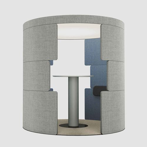 Tavolo contemporaneo - PARCS TOGUNA - Bene GmbH - in plastica / con supporto in plastica / rotondo