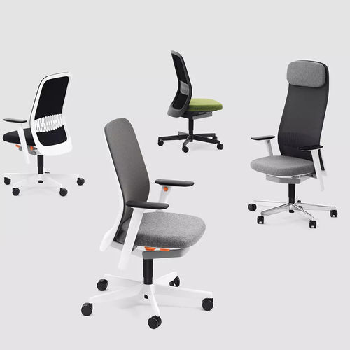 Sedia da ufficio contemporanea - RIYA - Bene GmbH - da interno / in pelle / in tessuto