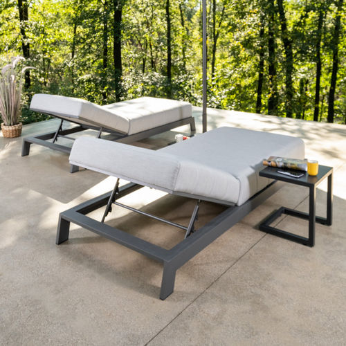 Tavolino basso contemporaneo - SANTIAGO - DRIGANI SRL - in lamiera / con supporto in alluminio / quadrato