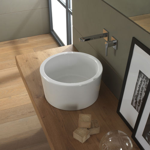 Lavabo da appoggio - BUCKET - Scarabeo Ceramiche - in ceramica / con portasalviette integrato / personalizzabile