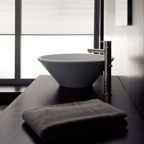 Lavabo da appoggio - 8010 - Scarabeo Ceramiche - in ceramica / rotondo / senza foro