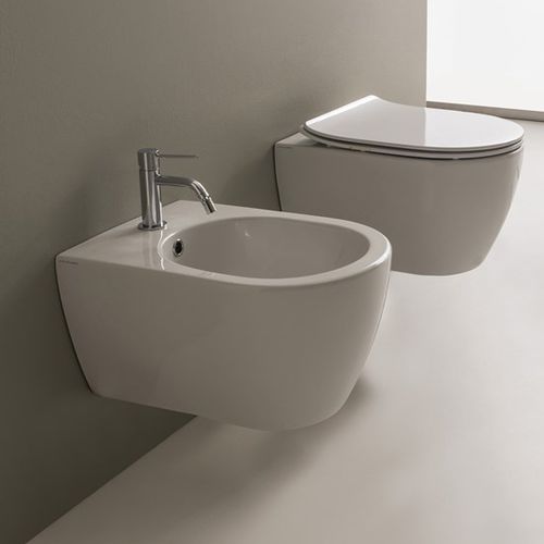 WC sospeso - Moon - Scarabeo Ceramiche - in porcellana / non specificato / per uso residenziale