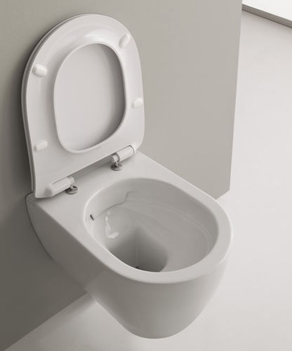 WC sospeso - Moon Clean Flush - Scarabeo Ceramiche - in ceramica / non specificato / ovale