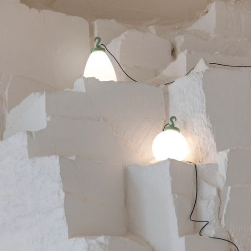 Lampada portatile - GRUMO - Roger Pradier - in alluminio / in PMMA / in opalina