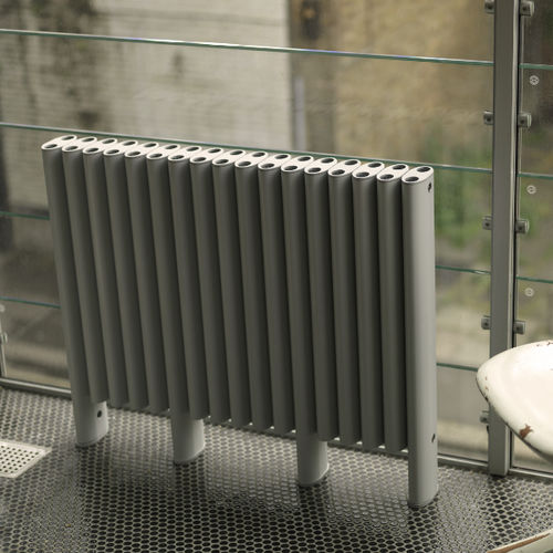 Radiatore ad acqua calda - LEGGY RON - Eskimo - contemporaneo / in alluminio / da appoggio