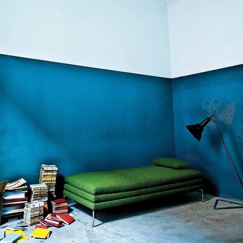 Letto da giorno contemporaneo - WILLIAM - Zanotta - in tessuto / in pelle / con supporto in alluminio
