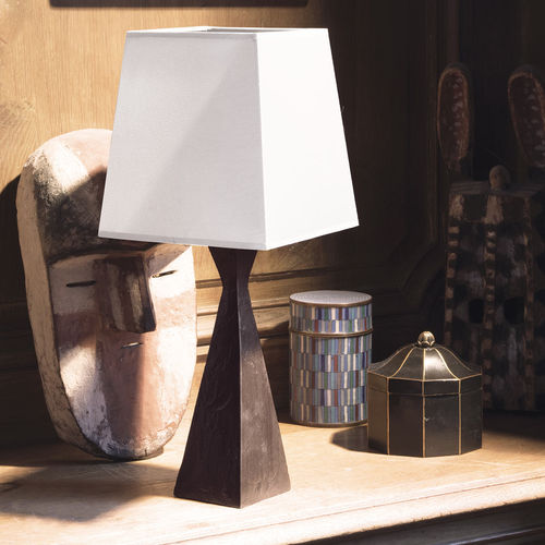 Lampada da tavolo - PETITE PABLO - Objet Insolite - in bronzo / classica / con cavo