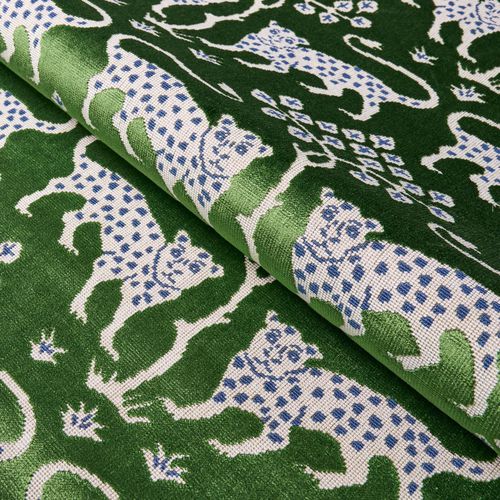 Tessuto da tappezzeria - WOODLAND LEOPARD - F. SCHUMACHER & CO. - con animali / in poliestere / in cotone