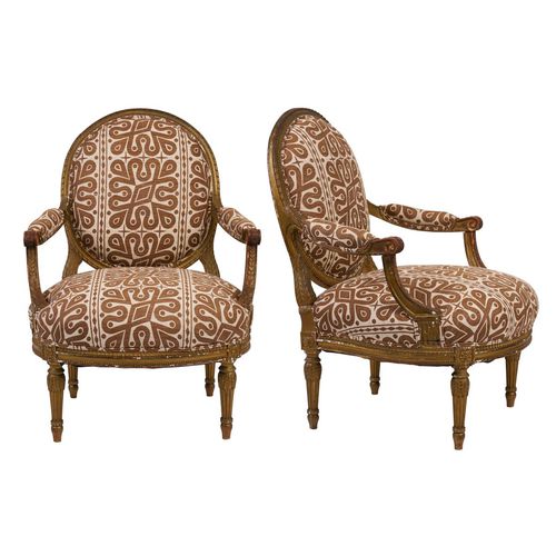 Poltrona Luigi XVI - PAIR OF 19TH C.  - F. SCHUMACHER & CO. - in seta / in noce / imbottita