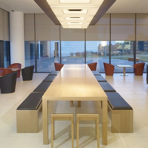 Panca contemporanea - CLOSED - Andreu World - in rovere / in noce / in laminato