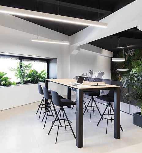 Sgabello contemporaneo - ALYA - Andreu World - in tessuto / con supporto in legno / con base centrale