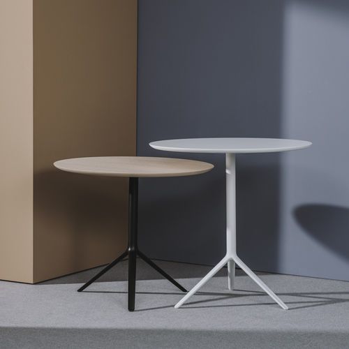 Tavolino basso design minimalista - TRIADA - Andreu World - in rovere / in ghisa di alluminio / in laminato