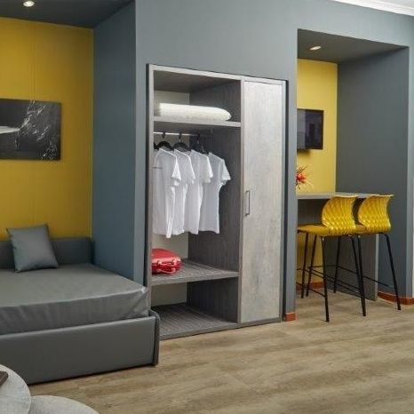 Armadio da incasso - MOBILSPAZIO S.r.l - contemporaneo / in legno / con ante battenti
