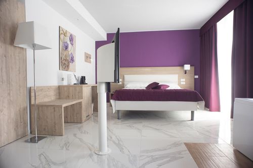 Camera d'hotel contemporanea - Marina di Massignano (AP) - MOBILSPAZIO S.r.l