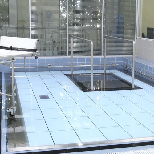 Piscina da interno - Bradford Products LLC - contract / seminterrata / in acciaio inossidabile