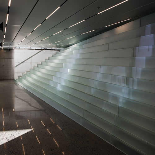 Scala dritta - KISTEFOS MUSEUM FAN DESIGN - Siller Stairs - con gradini in vetro / con struttura in vetro / per museo