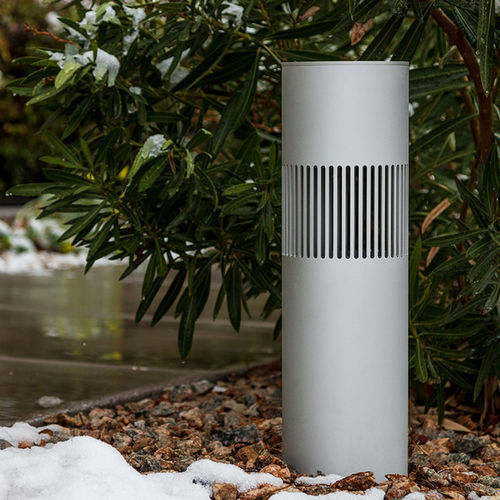 Altoparlante da terra - BEOSOUND BOLLARD - BANG & OLUFSEN - residenziale / per esterni / in bronzo