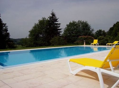 Piscina in cassaforma in polimero - MIROIR D'Ô - Mondial Piscines - su misura / da esterno / interrata