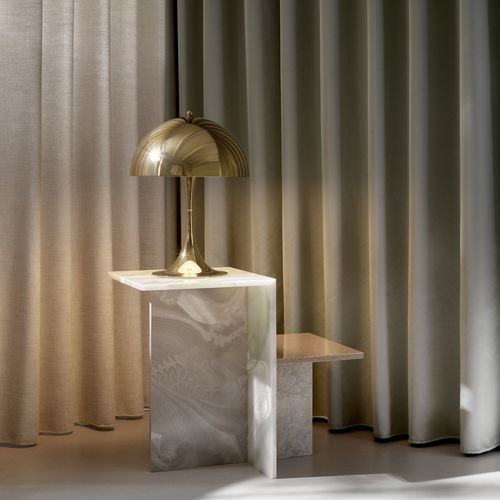Lampada da tavolo - Panthella 320 - Louis Poulsen - in ghisa di alluminio / in acrilico / contemporanea