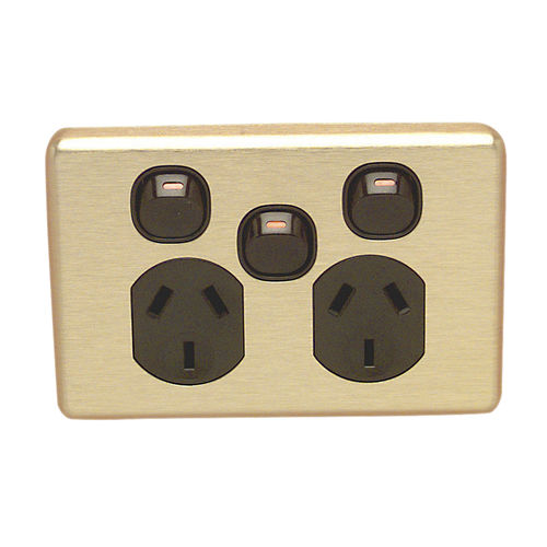 Presa di corrente - CLASSIC C2000 - Clipsal - doppia / da parete / in metallo