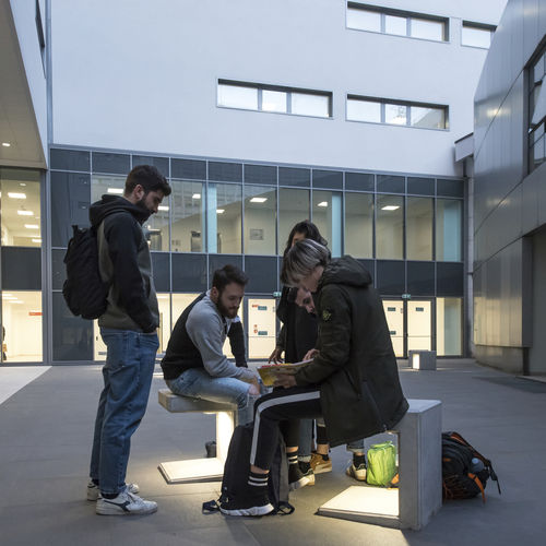 Sgabello contemporaneo - EOS - Calzolari - in calcestruzzo / in pietra ricostituita / con supporto in calcestruzzo
