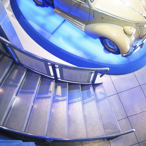 Rivestimento per scalino in metallo - STAIRCASE COATING - Planium - ad alta resistenza