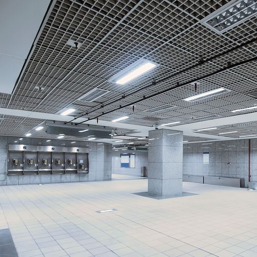 Controsoffitto in alluminio verniciato - BASE 4 – T15 - Atena spa - in pannelli / per sala conferenze / da interno