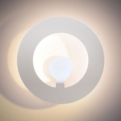 Applique design originale - ABSOLUT CIRCLE - RADIUS DESIGN - da interno / in acciaio / in plastica