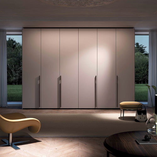 Armadio contemporaneo - BASIC - Olivieri - in legno / in legno laccato brillante / con ante battenti