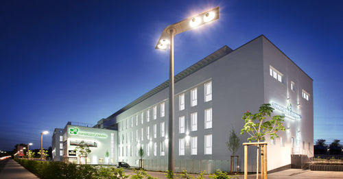 Lampione urbano - SLOPIA. - RZB - contemporaneo / in acciaio inossidabile / LED