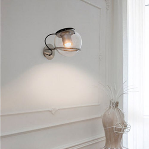 Applique contemporanea - THE GLOBE - Oluce - da interno / in metallo / in vetro soffiato