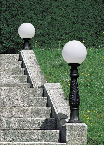 Lampioncino da giardino - GLOBE 300 - Fumagalli - classico / in PMMA / in resina