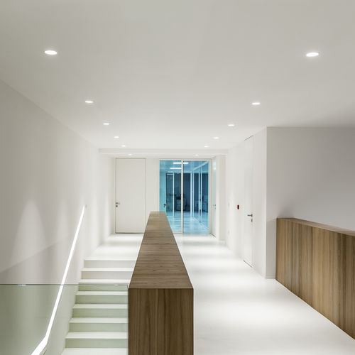Downlight da incasso - WARP - LINEA LIGHT GROUP - LED / quadrato / IP44