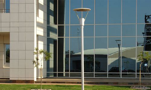Lampione urbano - MERLOT - Moonlight - contemporaneo / in alluminio / in ghisa di alluminio