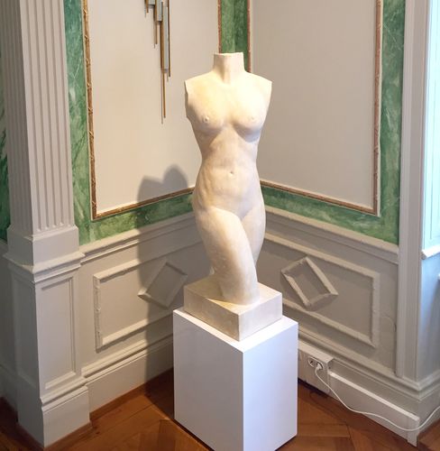 Scultura in pietra calcarea - PERSEPHONE - Christopher Guy