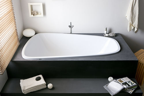 Vasca da bagno in legno - SINGLEBATH: 3688 - HOESCH - in acrilico / doppia / bianca