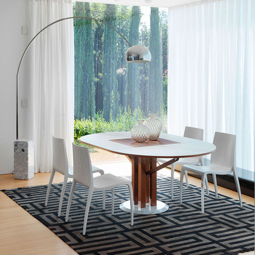 Tavolo design - FLOWER - CASAMANIA HORM - in Fenix NTM / impiallacciato in legno / con supporto in noce