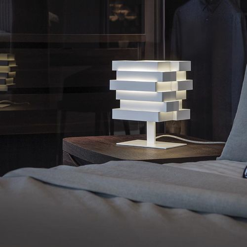 Lampada da comodino - ESCAPE - Karboxx - in alluminio verniciato / contemporanea / con cavo