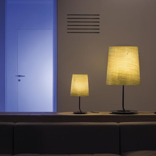 Lampada da tavolo - GRACE - Karboxx - in metallo / in lino / contemporanea