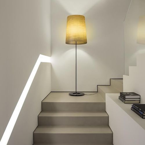 Lampada da terra - GRACE - Karboxx - in metallo verniciato / in lino / in fibra di vetro