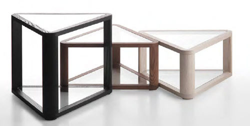 Tavolo d'appoggio contemporaneo - TRIBECA - Flai - in legno / in vetro / triangolare