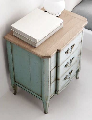 Comodino in stile - HENRIETTE  - Flai - in legno / in legno patinato / in ottone