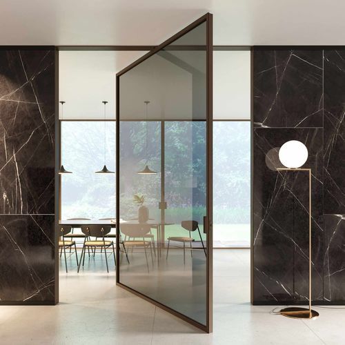 Porta a bilico - CARMINATI SERRAMENTI. - da interno / in legno / in vetro