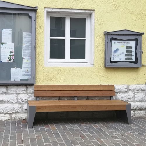Panca per spazi pubblici contemporanea - FÒLA XL - CITY DESIGN - in acciaio galvanizzato / in legno / con schienale