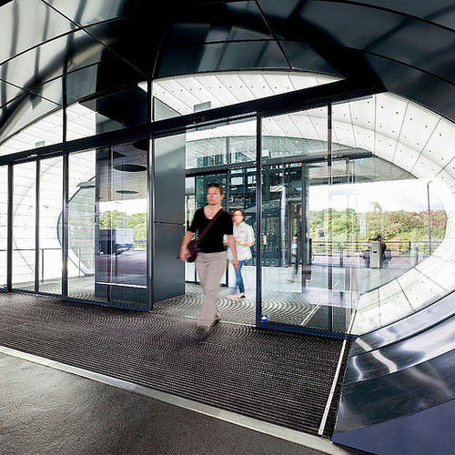 Tappeto d'ingresso per edifici pubblici - PLAZA 542 SR - emco Bautechnik GmbH - in alluminio / in polipropilene / antisporco